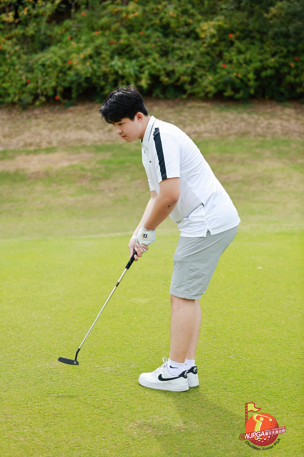 高尔夫冠军尝试篮球，技法华丽迷人的简单介绍