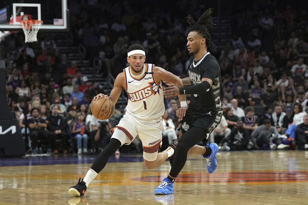 马刺客场大胜太阳，取得四连胜(马刺客场大胜太阳,取得四连胜什么意思)