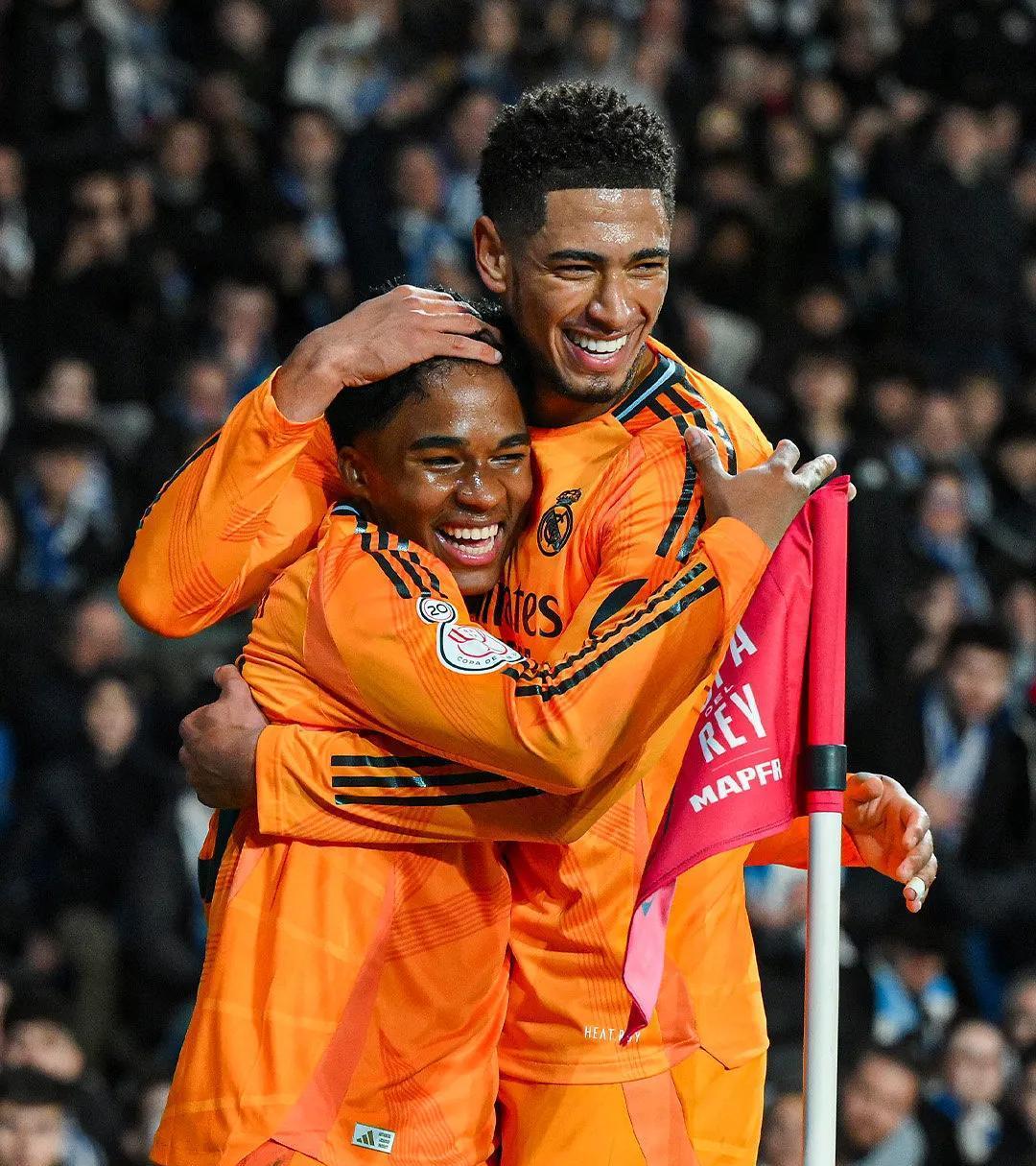 利物浦主场轻松击败皇马，成功晋级半决赛