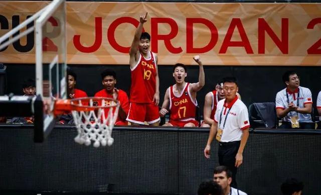 吉林队在CBA季后赛中打出封盖，被誉为观众齐声高喊的简单介绍