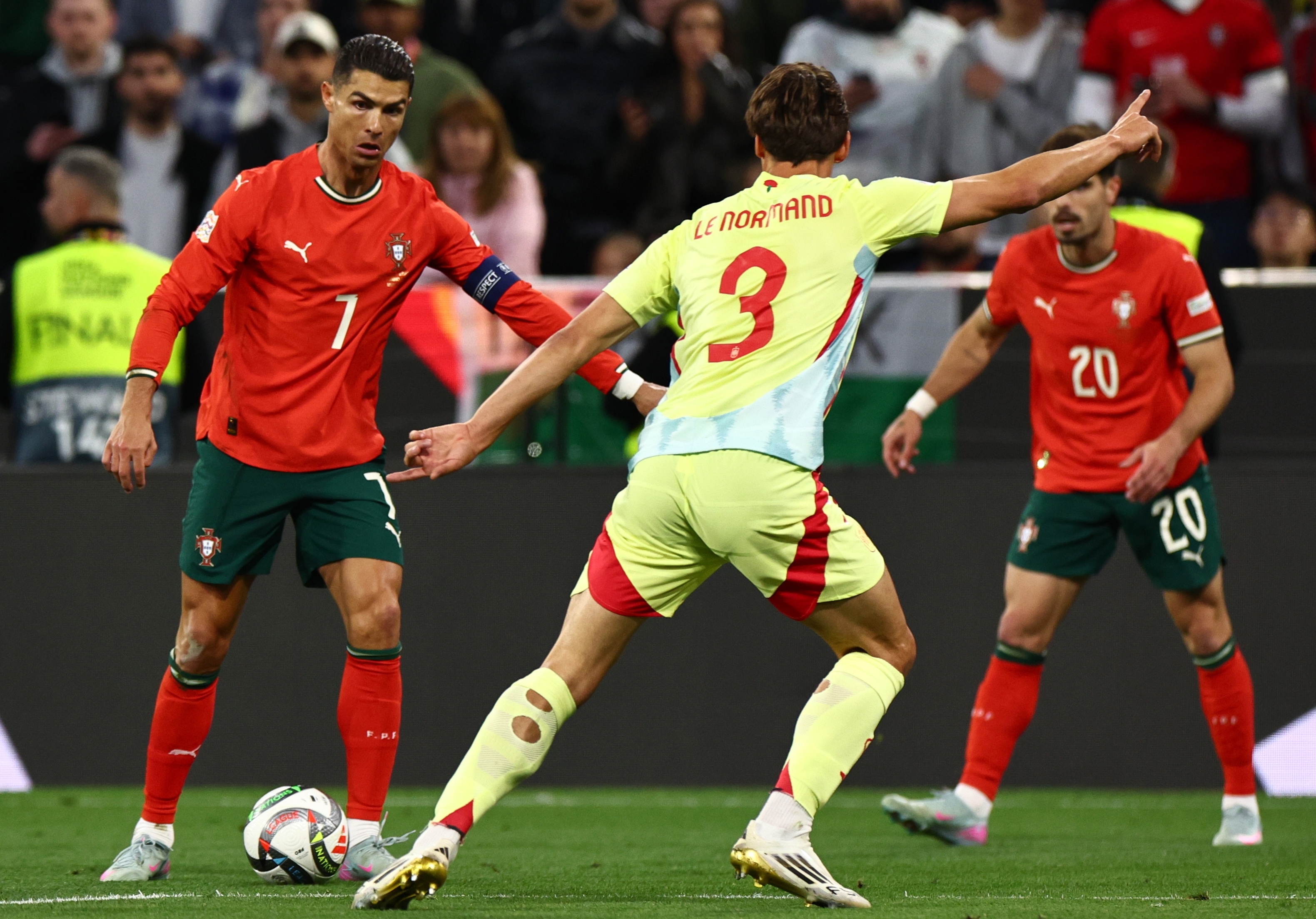 葡萄牙止步强，荷兰晋级欧洲国家杯四强的简单介绍