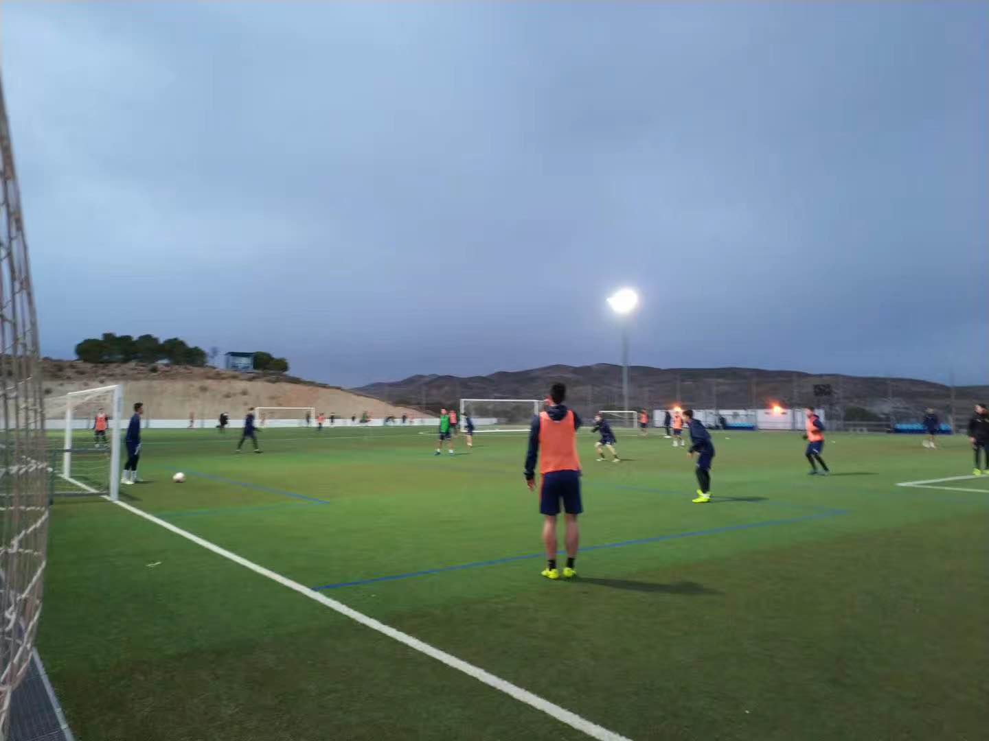 星空体育下载-萨拉戈萨客场逼平劲旅，拿下宝贵分数的简单介绍