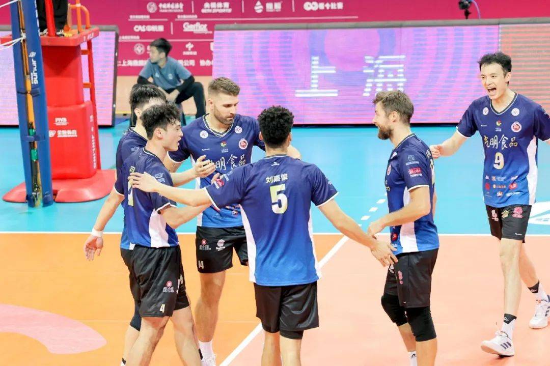 国内球队增加外籍球员保持强势