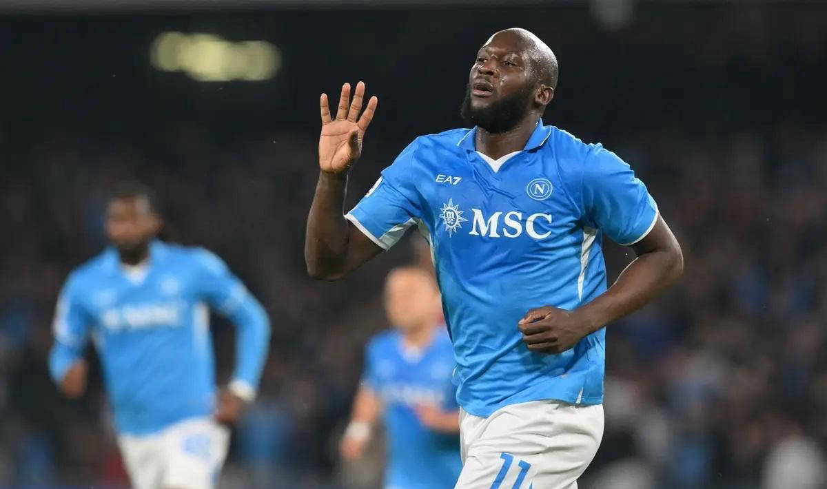 星空体育官方登录入口-意甲劲旅击败强敌，升至联赛榜首宝座