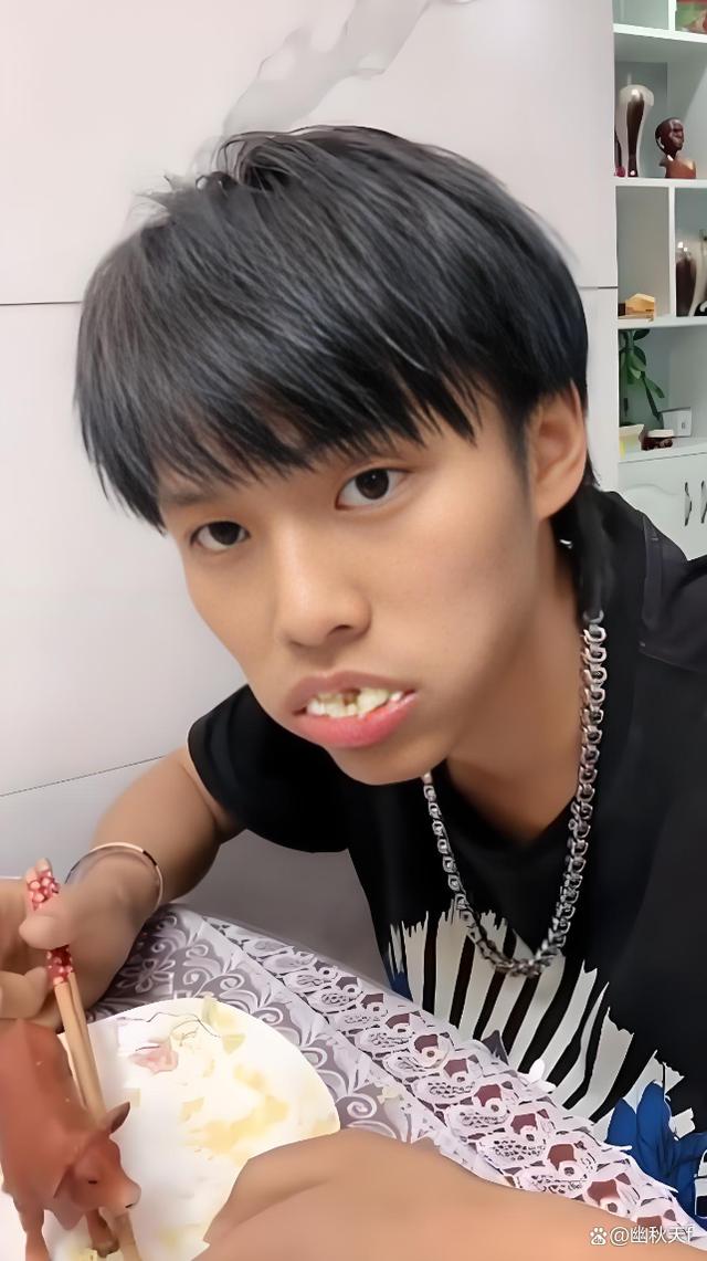 劲敌交锋，谁能领先一步站上巅峰？的简单介绍