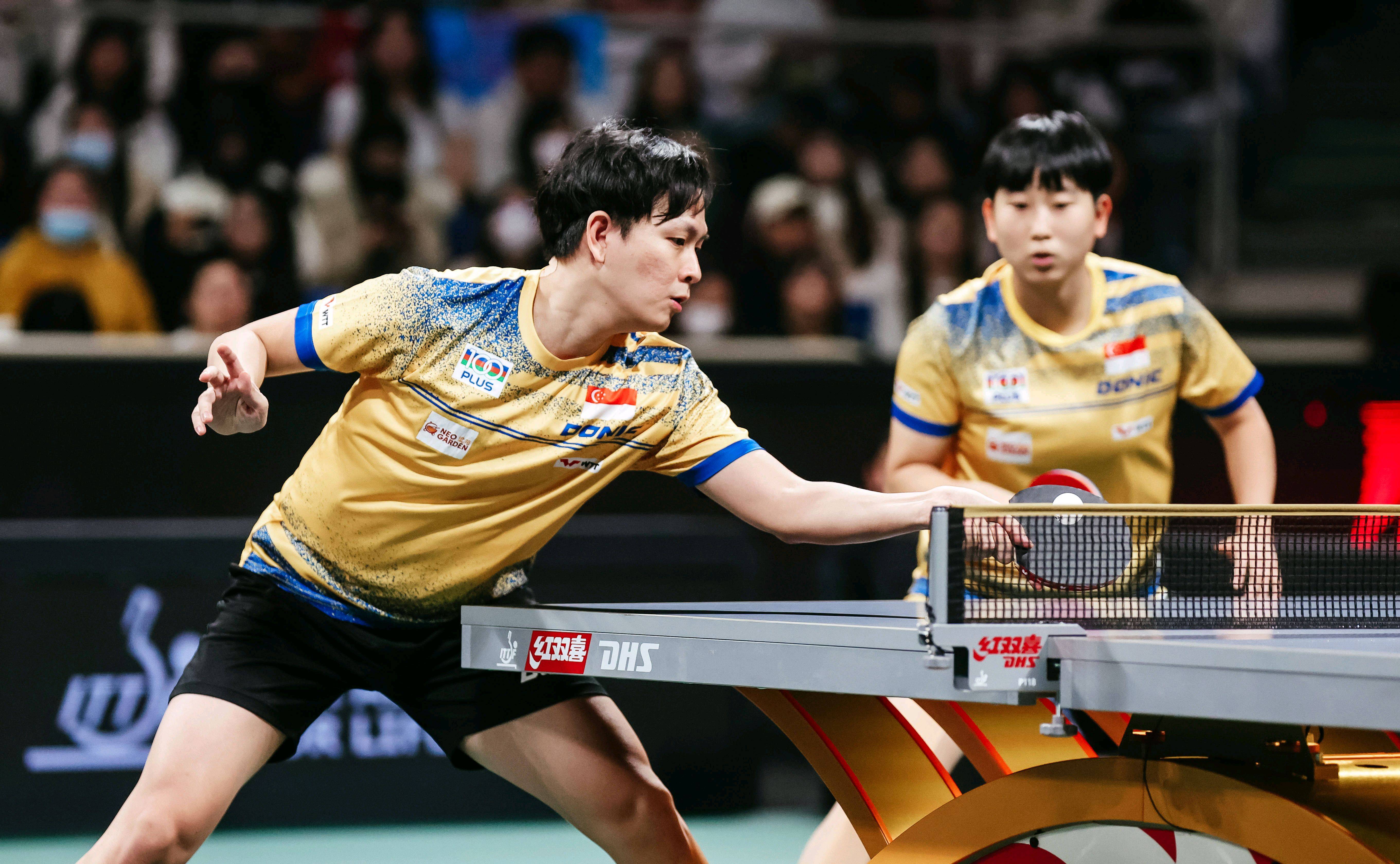 星空体育网页版入口-接发球的篮球队员飘逸大气！的简单介绍