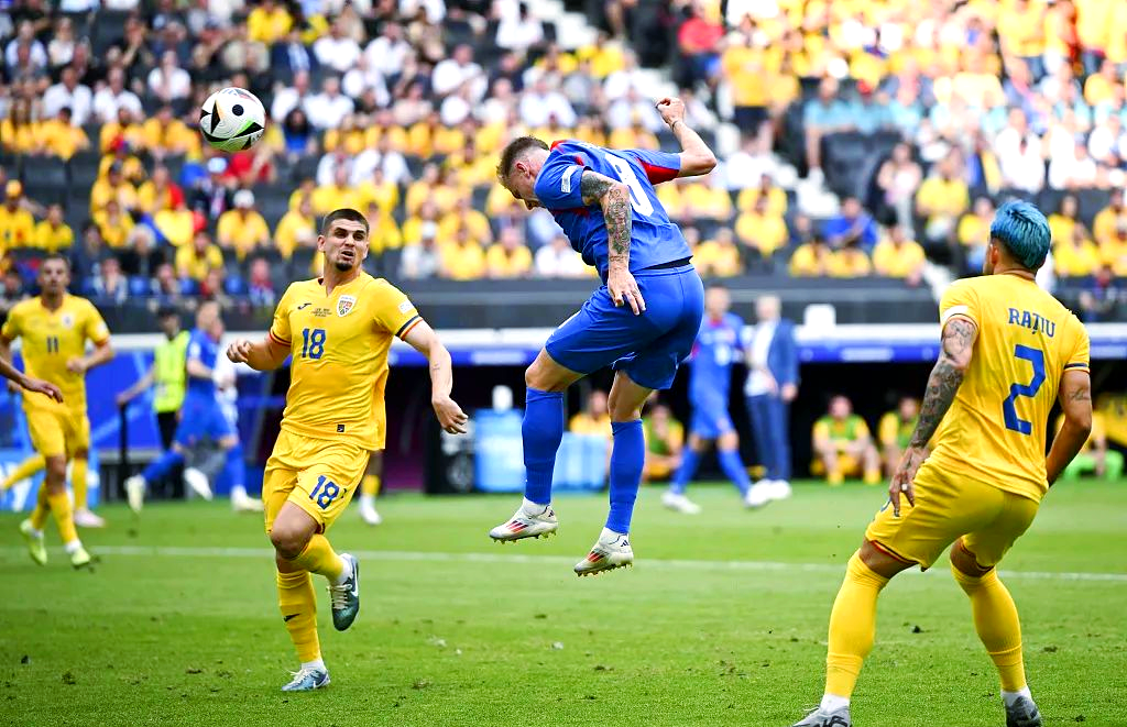 比利时先锋效力，击败格鲁吉亚队