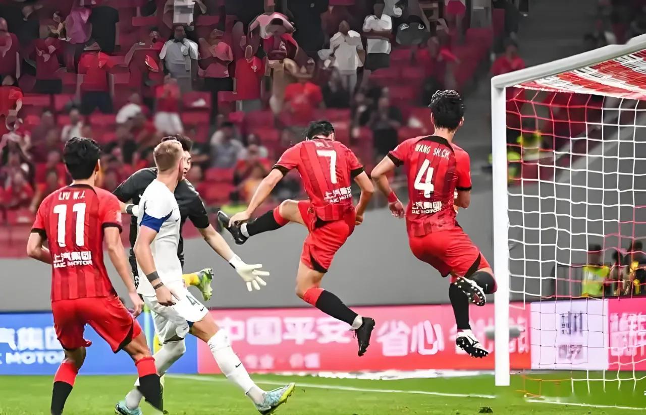 关于欧洲球队驰骋亚洲，亚冠竞赛异常激烈热情的信息