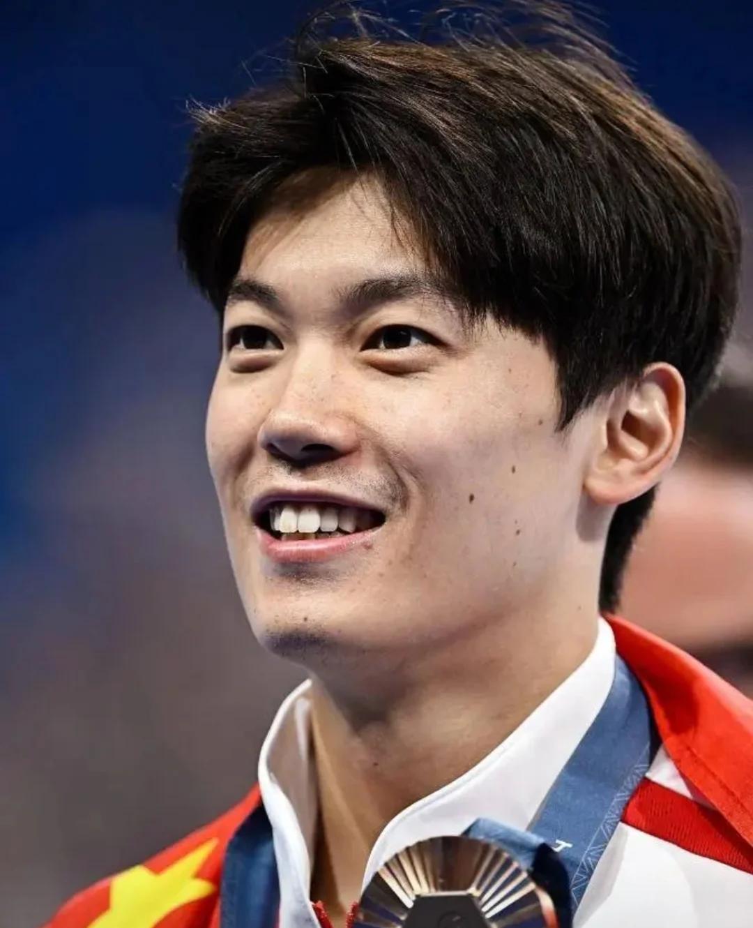 巴巴多斯篮球选手勇夺铜牌，表现卓越的简单介绍