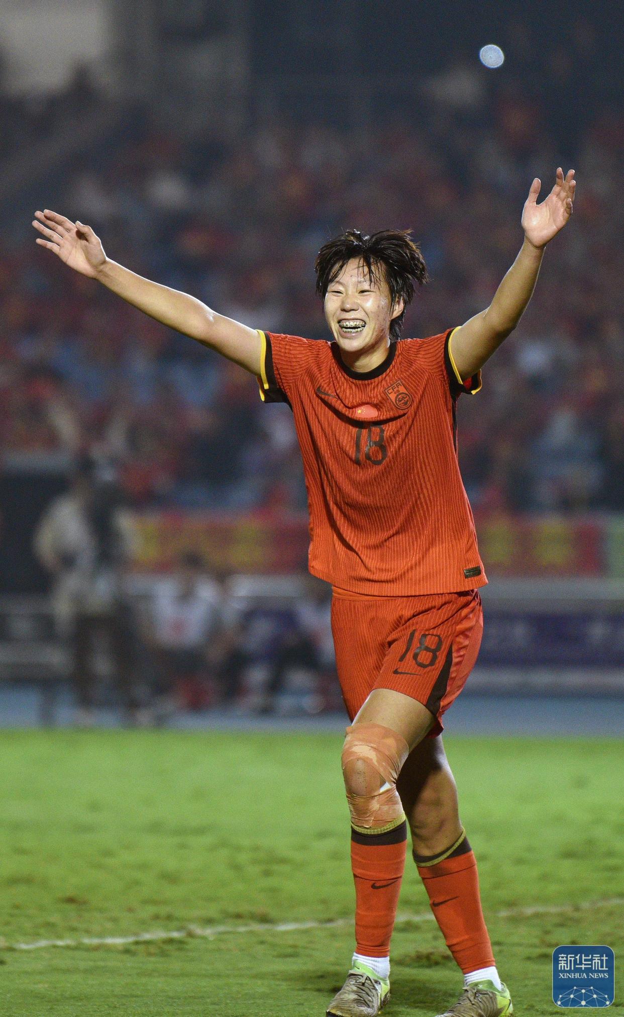 星空体育网站入口-包含中国女足一枝独秀，斩获世界女足赛事新冠军的词条