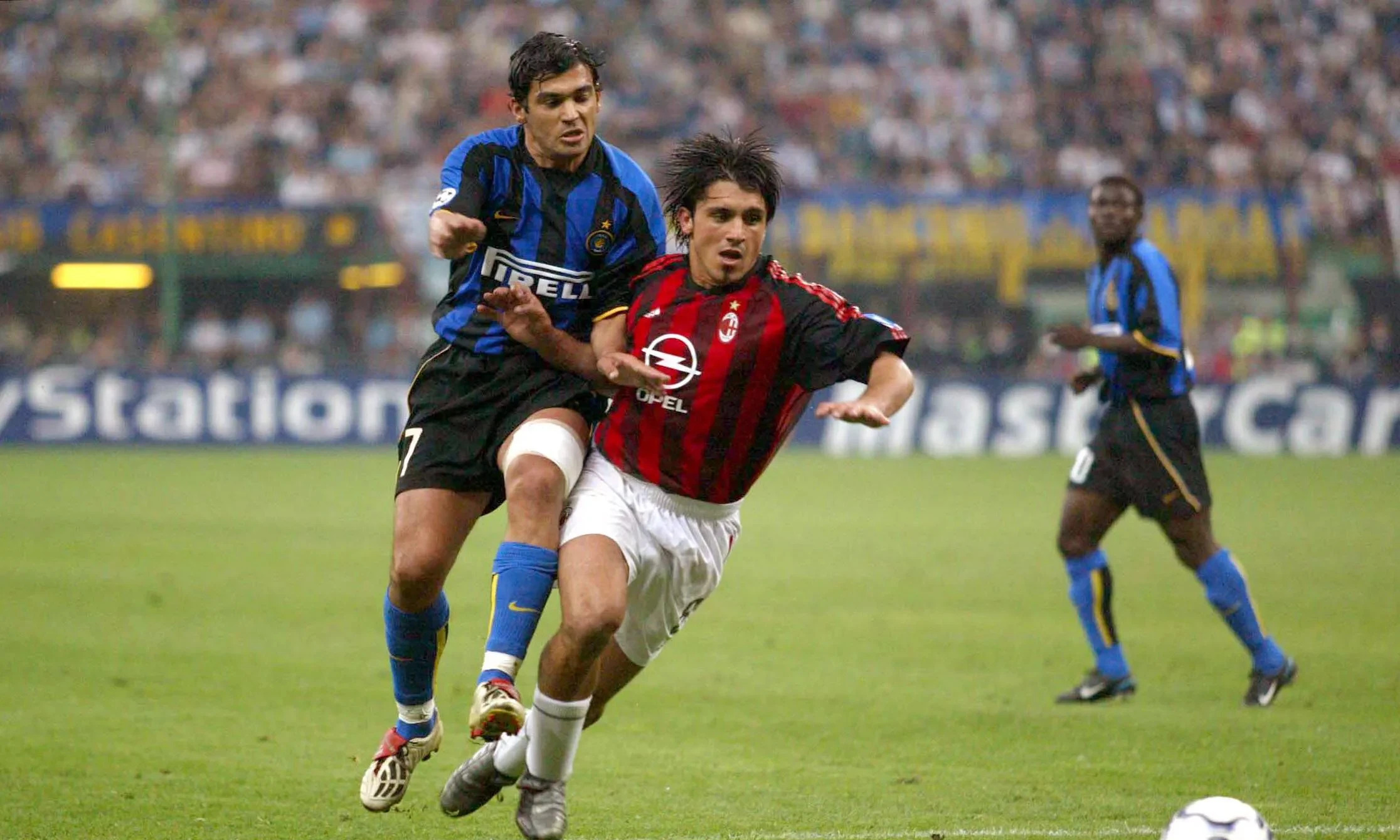 AC米兰神奇小败尤文与国米上演绝杀大战的简单介绍