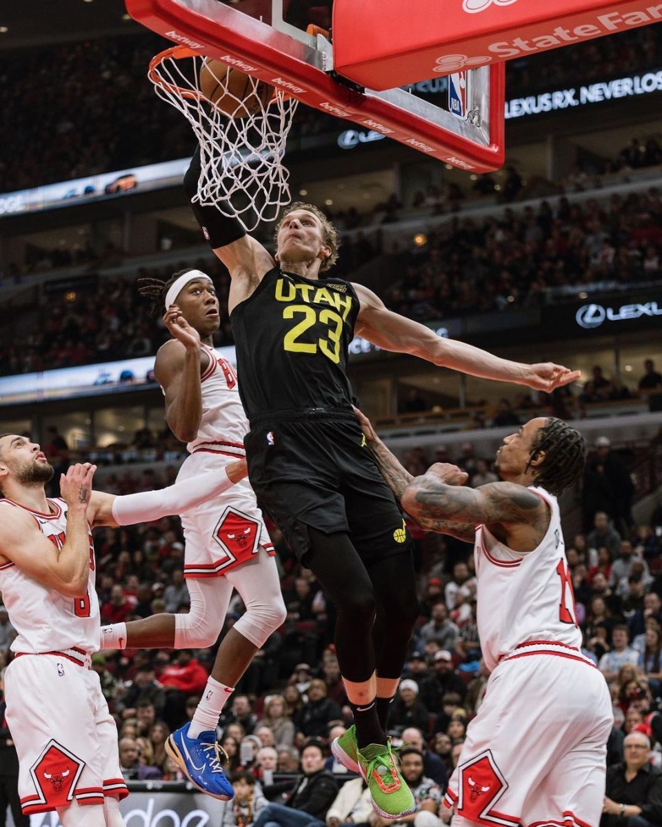 爵士客场憾负公牛，结束七连胜