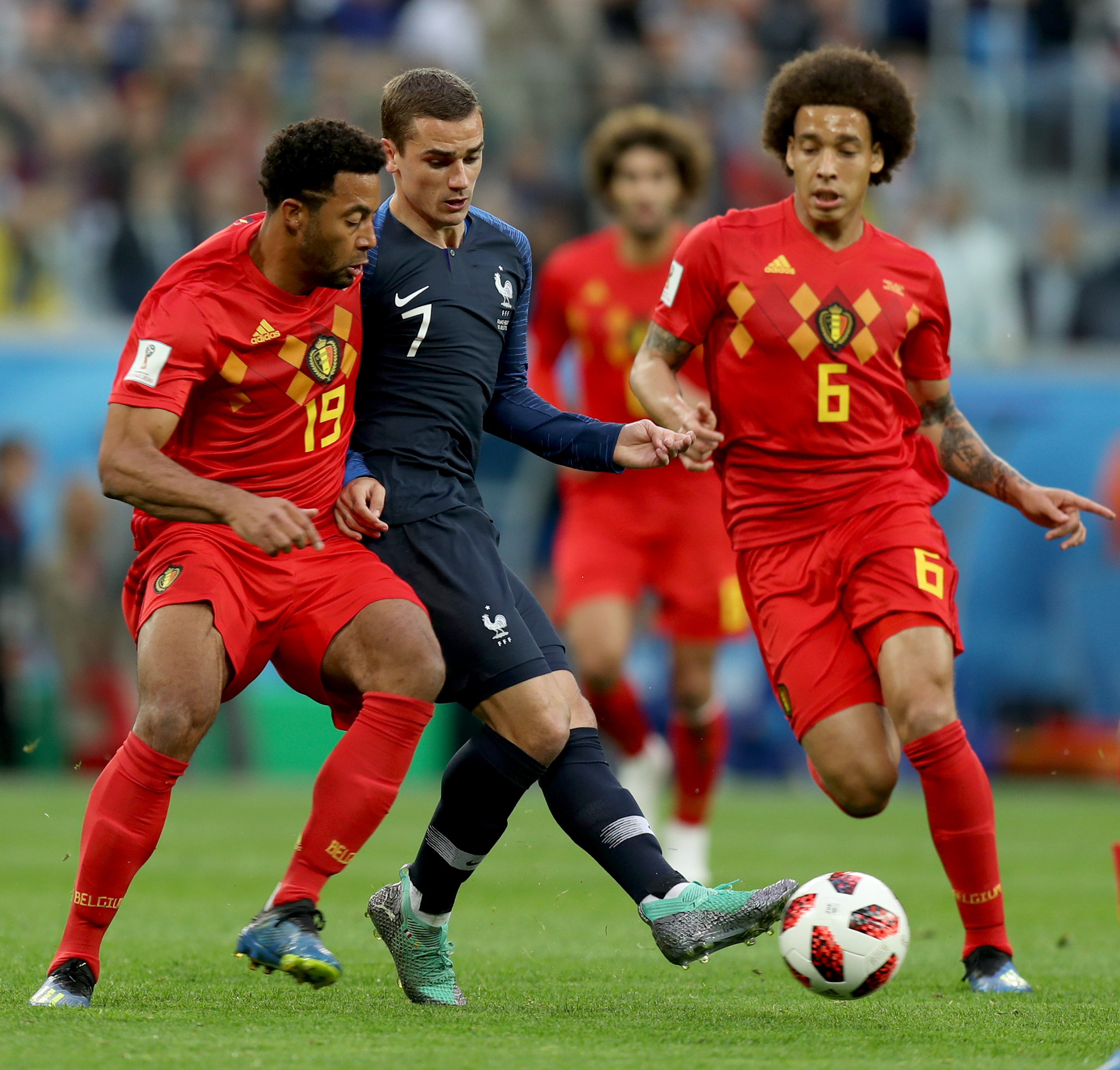 星空体育网站-比利时队成功进入国际足球赛