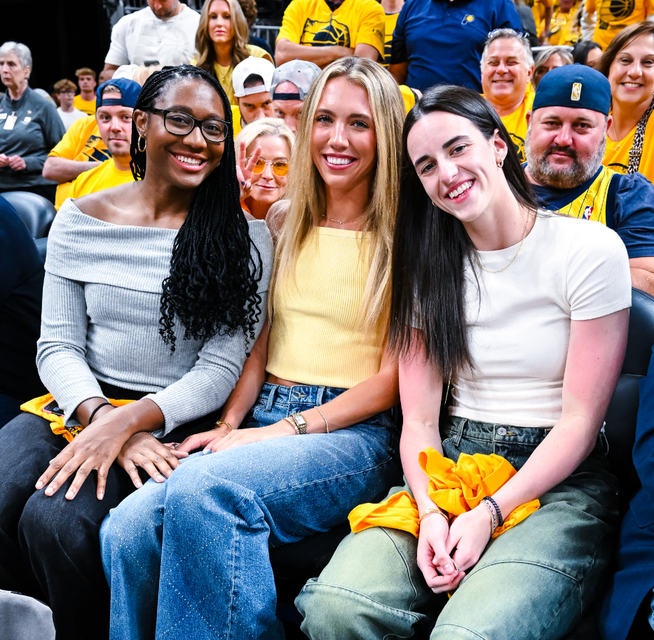 雷霆队总决赛夺冠，球迷欢呼雀跃