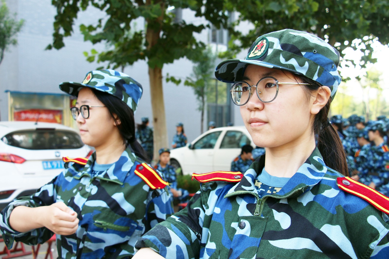 关于争雄：两支强队将在赛场上一决雌雄的信息