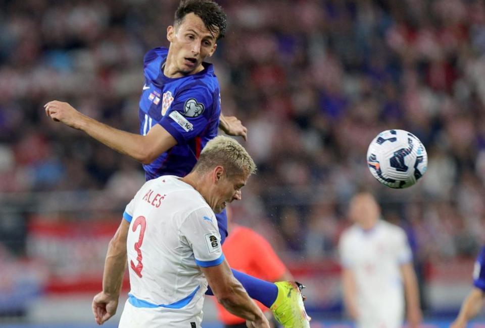 包含挪威队客场大胜克罗地亚，欧预赛比赛中掀翻对手的词条