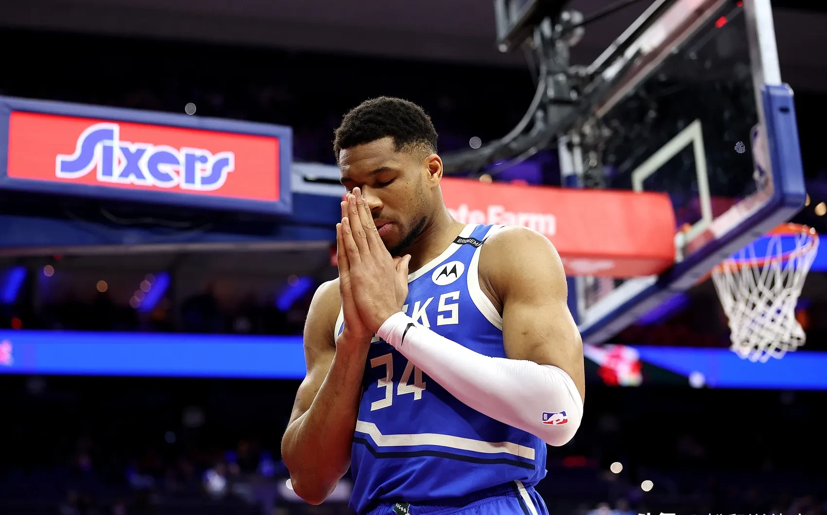 星空体育网页版-雄鹿再胜热火，字母哥状态火热