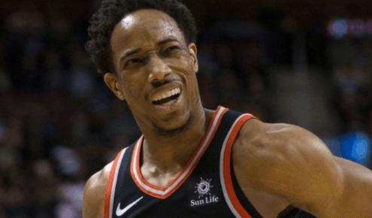 包含猛龙惜败雷霆，前驱战绩告负的词条