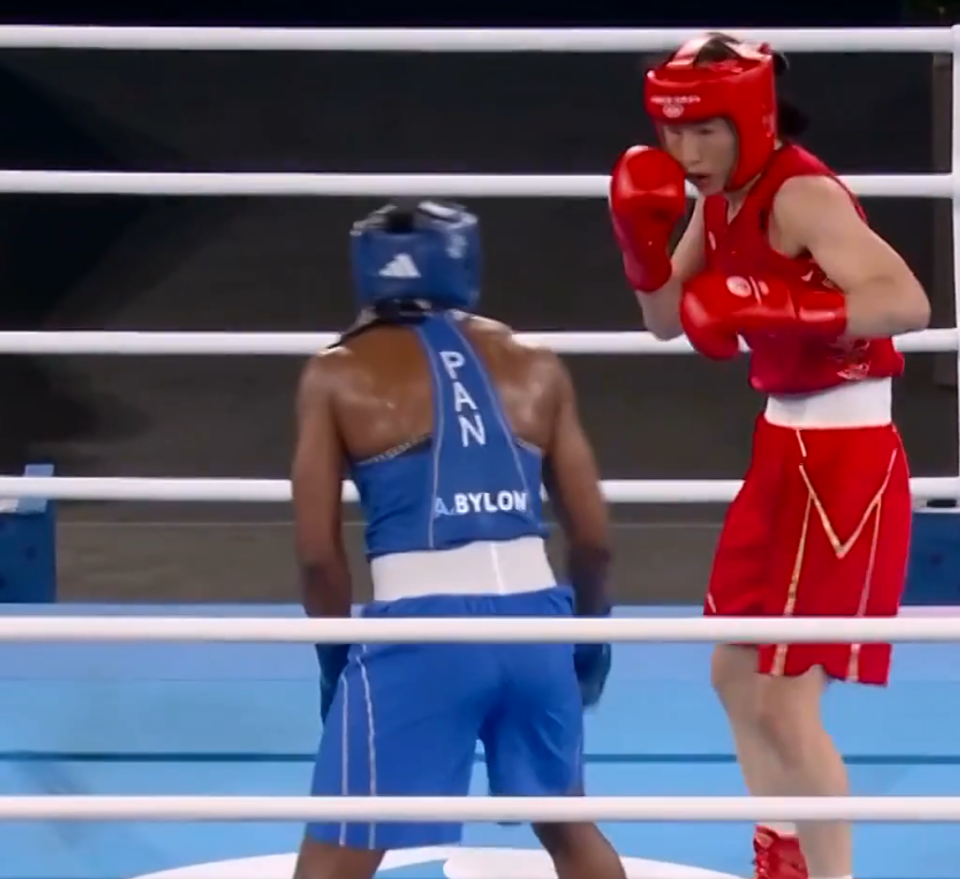 美国队在拳击比赛中夺得冠军 美国队在拳击比赛中夺得冠军